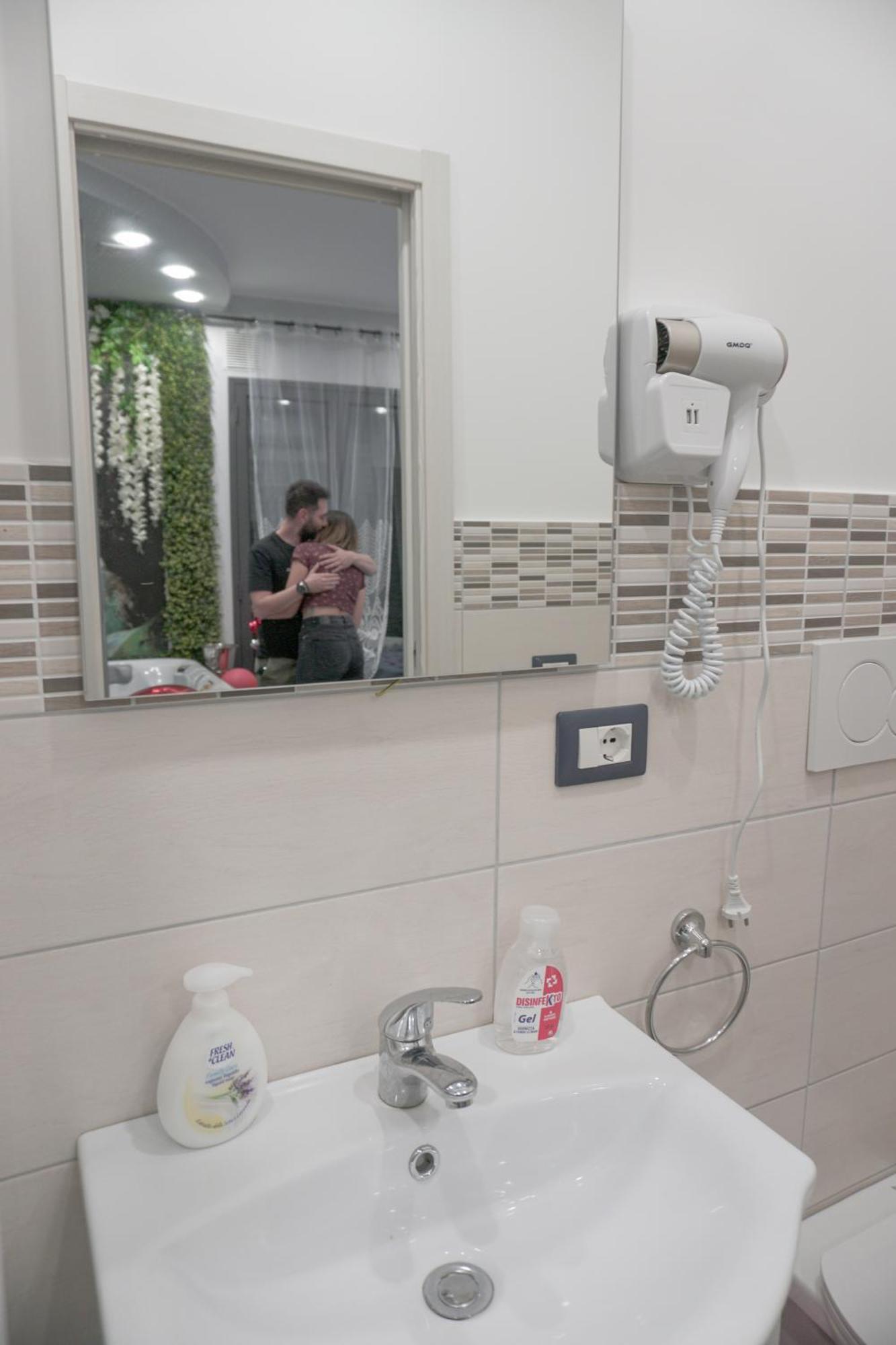 B&B Porta Garibaldi Катанія Екстер'єр фото