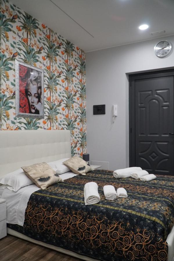 B&B Porta Garibaldi Катанія Екстер'єр фото