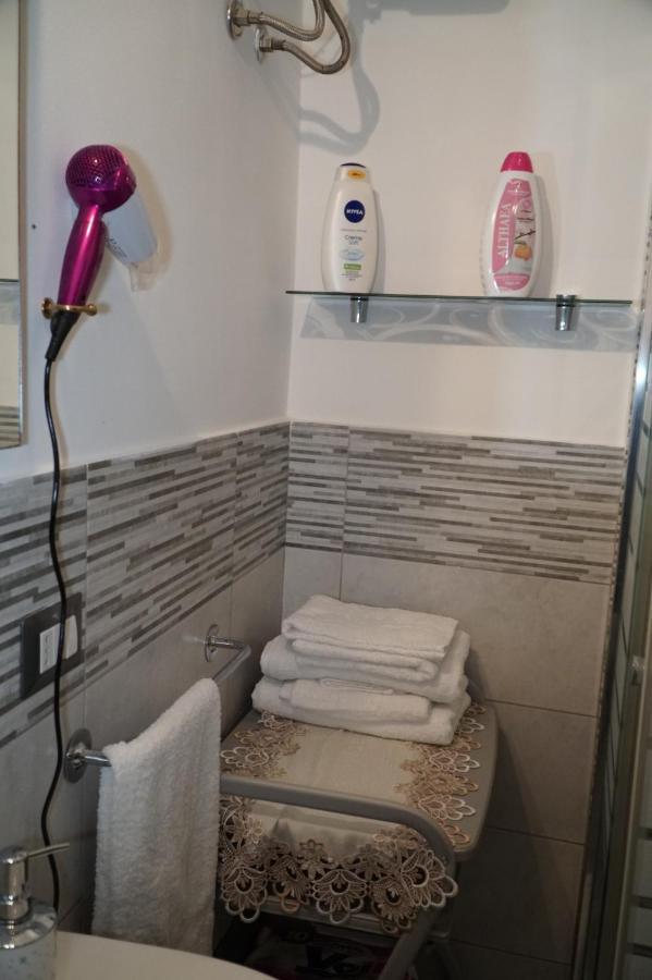 B&B Porta Garibaldi Катанія Екстер'єр фото